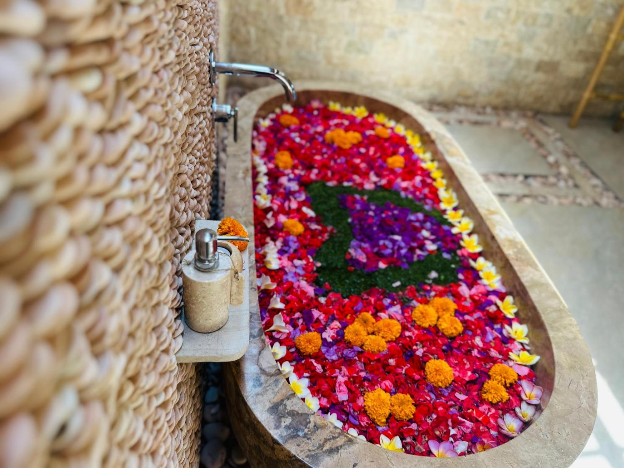 Bali Secrets Retreat Villa Candidasa Buitenkant foto